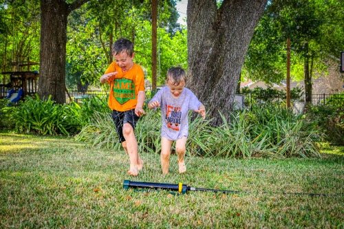 Summer Landscaping: A Guide to Keeping Your Yard in Shape - Mulch Mound