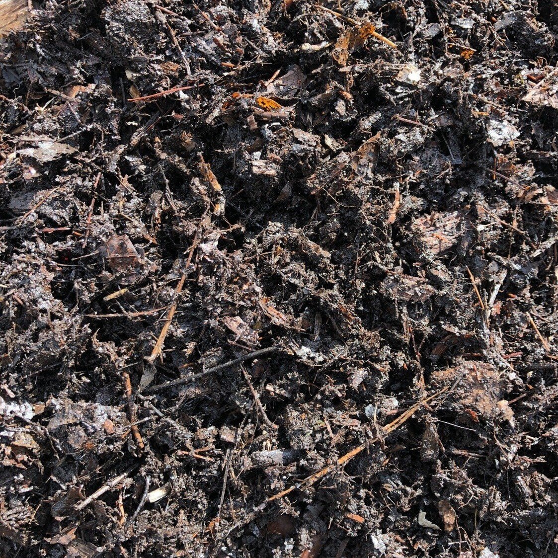 Fayetteville Soil Delivery - Mulch Mound